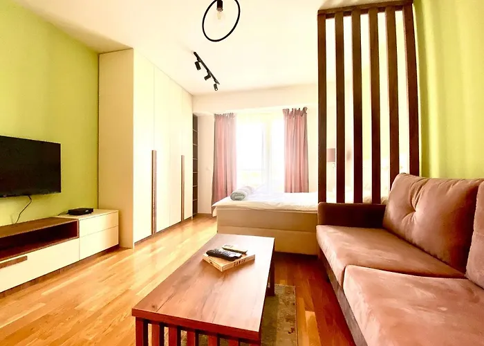 Urban Garden Apartment